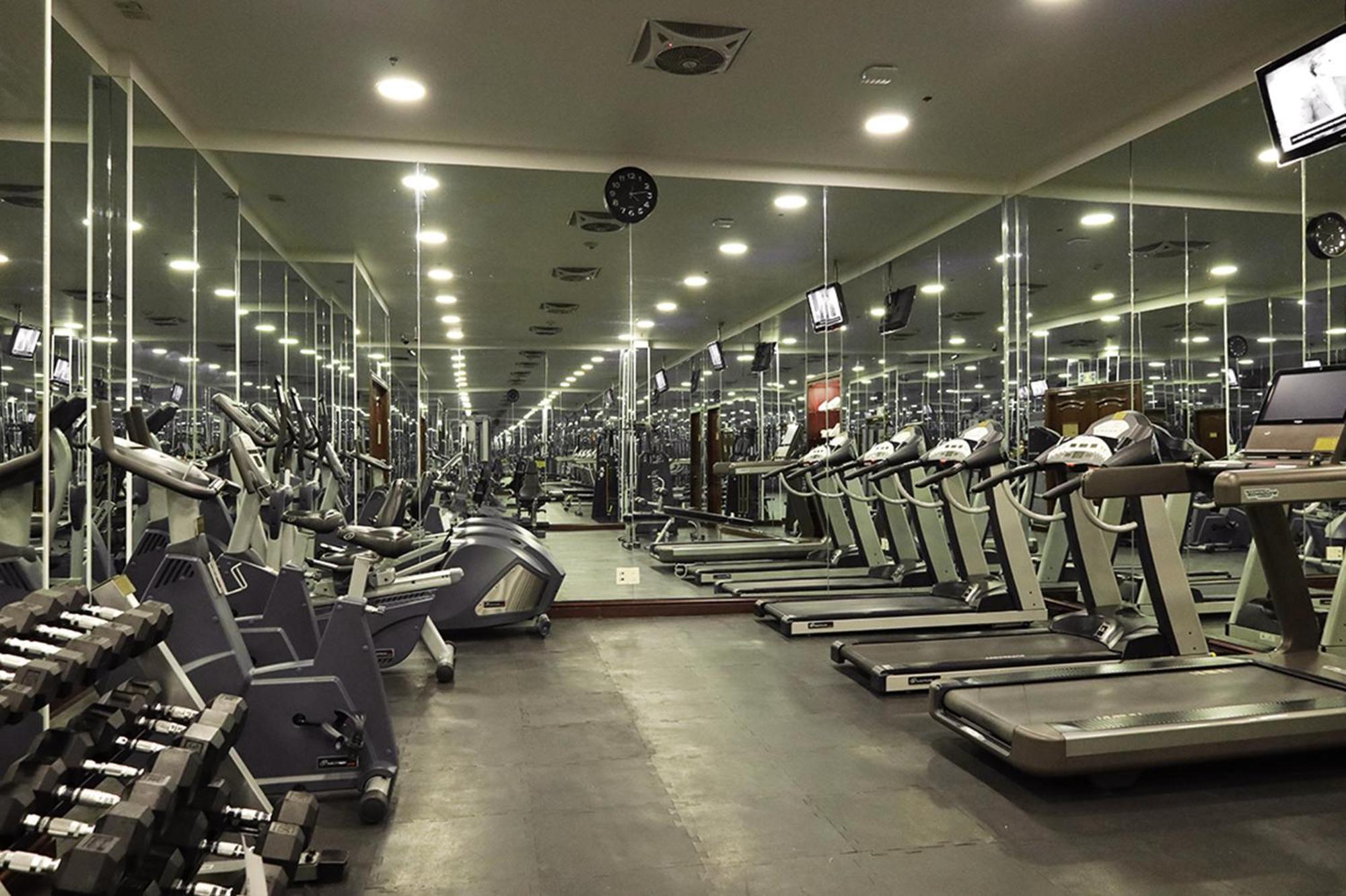 Gran Hotel Ciudad De Mexico Zocalo View Exterior photo The gym at the hotel