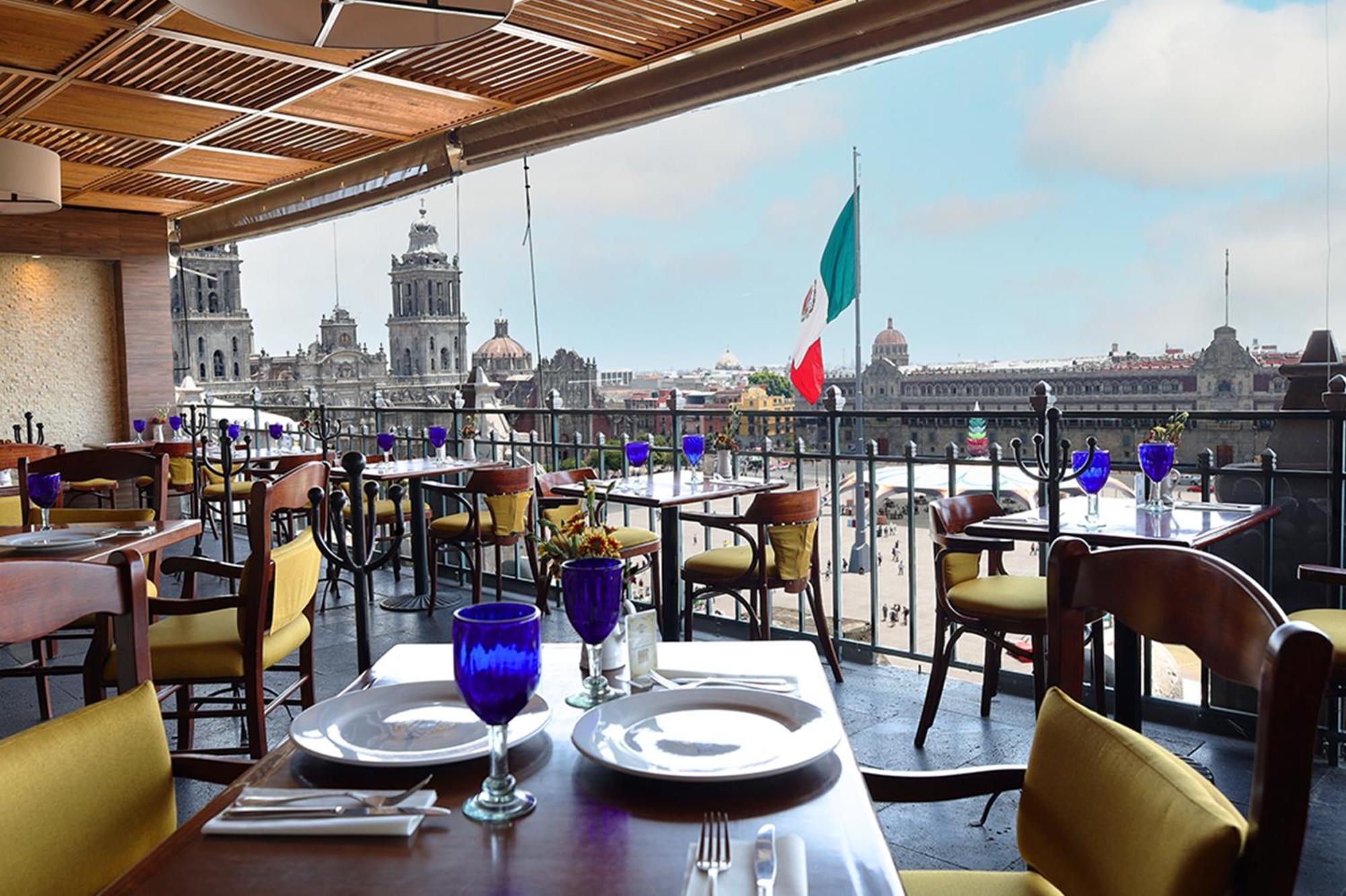 Gran Hotel Ciudad De Mexico Zocalo View Exterior photo Restaurant Azul Osteria del Palace Hotel