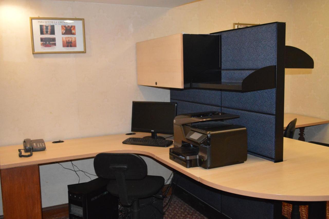 Gran Hotel Ciudad De Mexico Zocalo View Exterior photo A typical cubicle